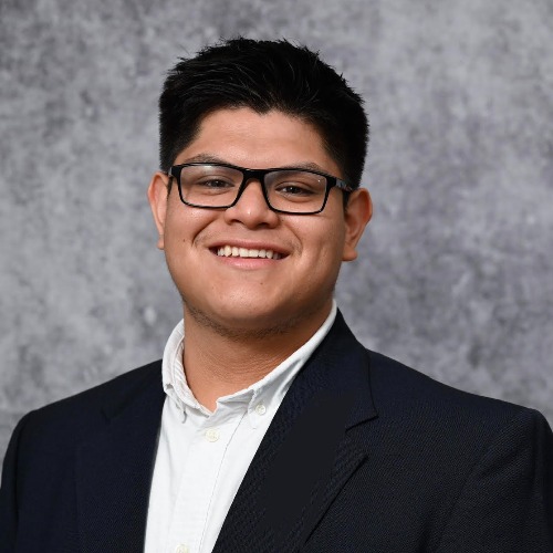 Kevin Manzanarez headshot